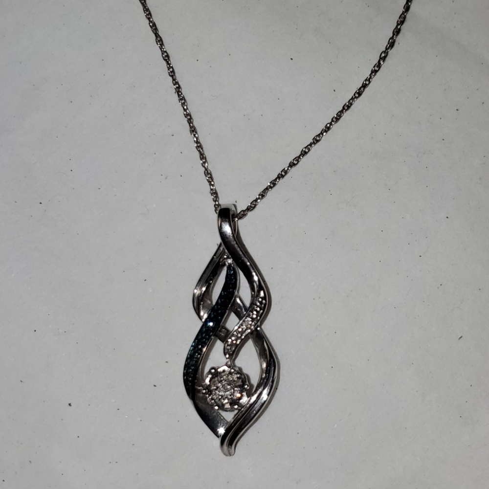 Silver 925 & Diamond Pendant